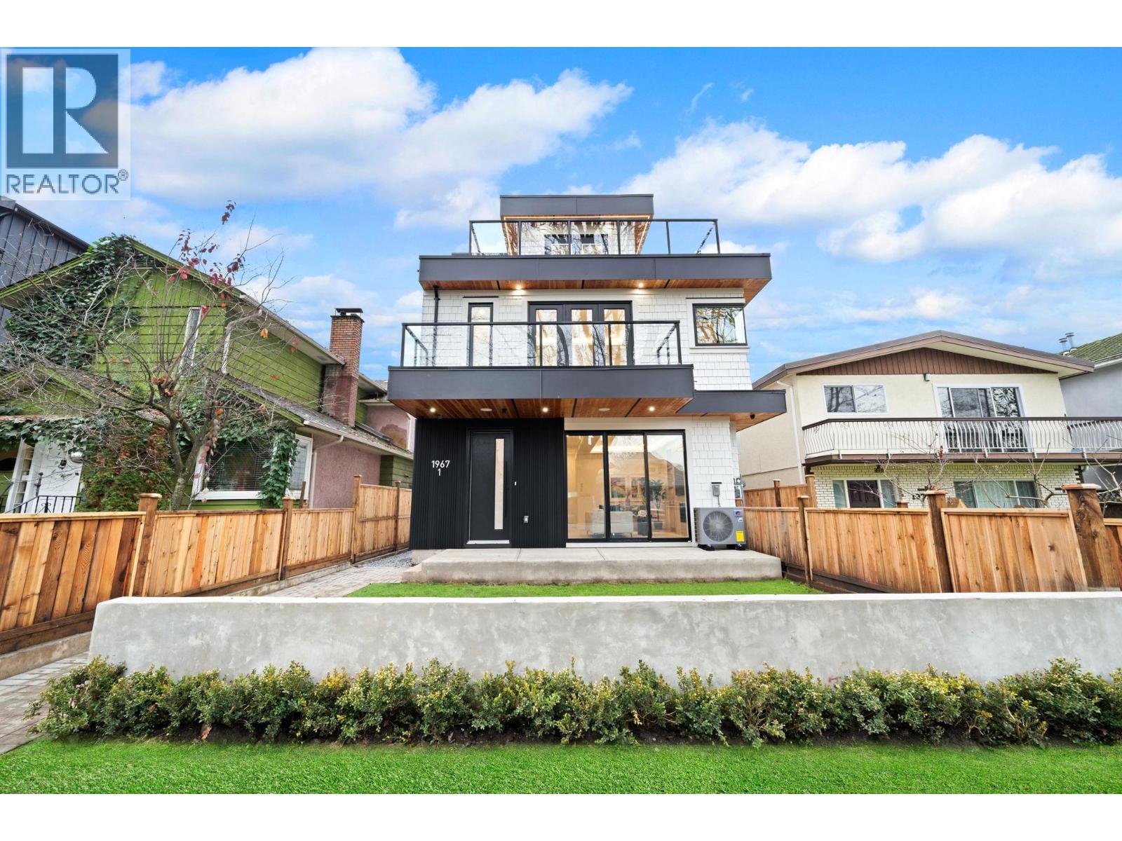 1 1967 E 13th Avenue, Vancouver, British Columbia  V5N 2C3 - Photo 34 - R3084814