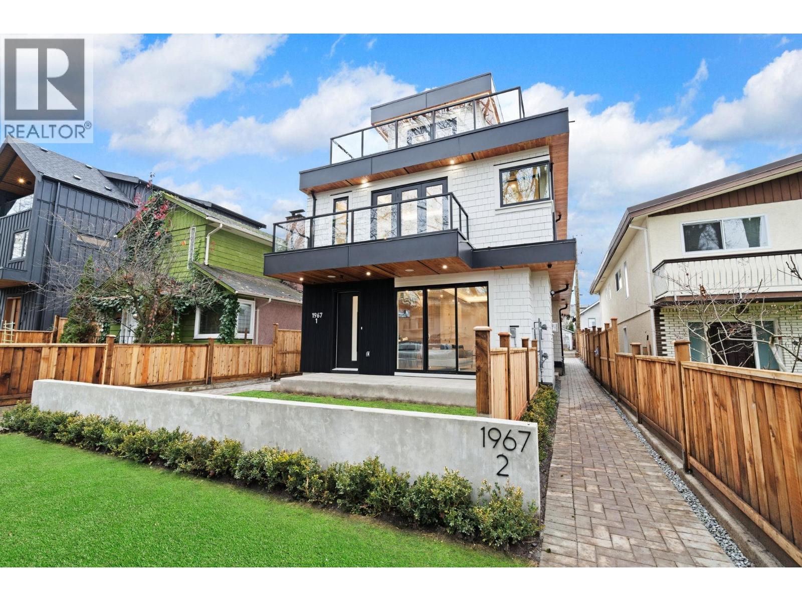 1 1967 E 13th Avenue, Vancouver, British Columbia  V5N 2C3 - Photo 37 - R3084814