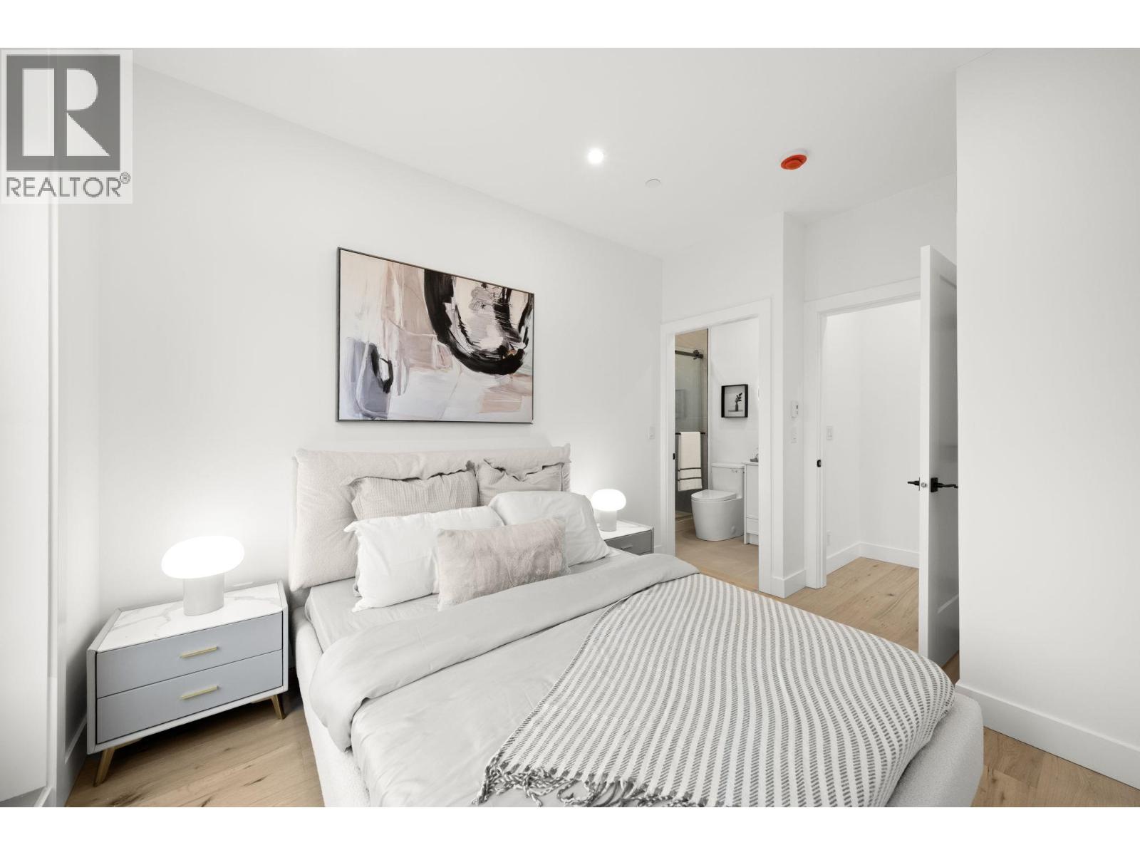 2 1967 E 13th Avenue, Vancouver, British Columbia  V5N 2C3 - Photo 27 - R3084815