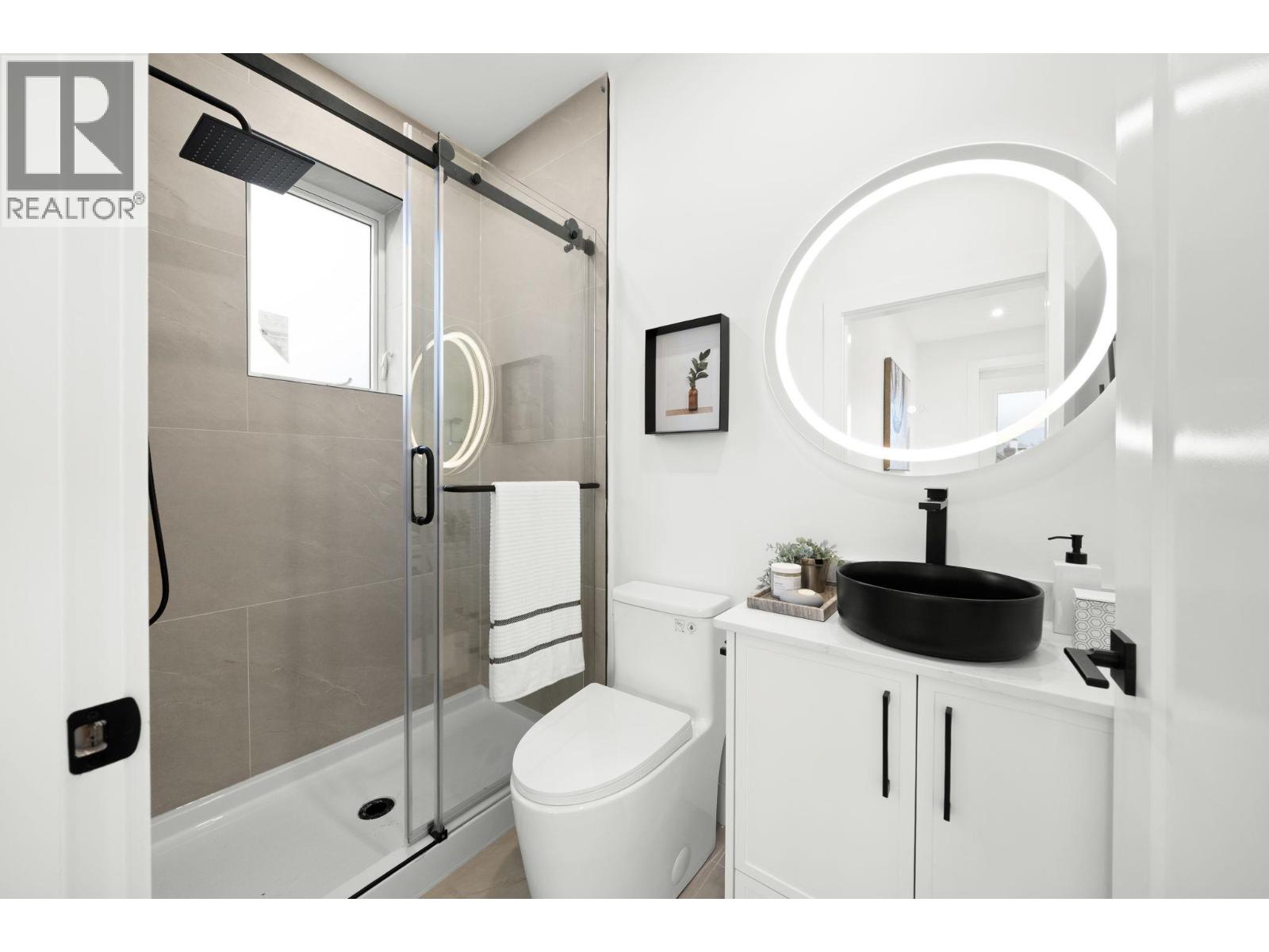 2 1967 E 13th Avenue, Vancouver, British Columbia  V5N 2C3 - Photo 28 - R3084815