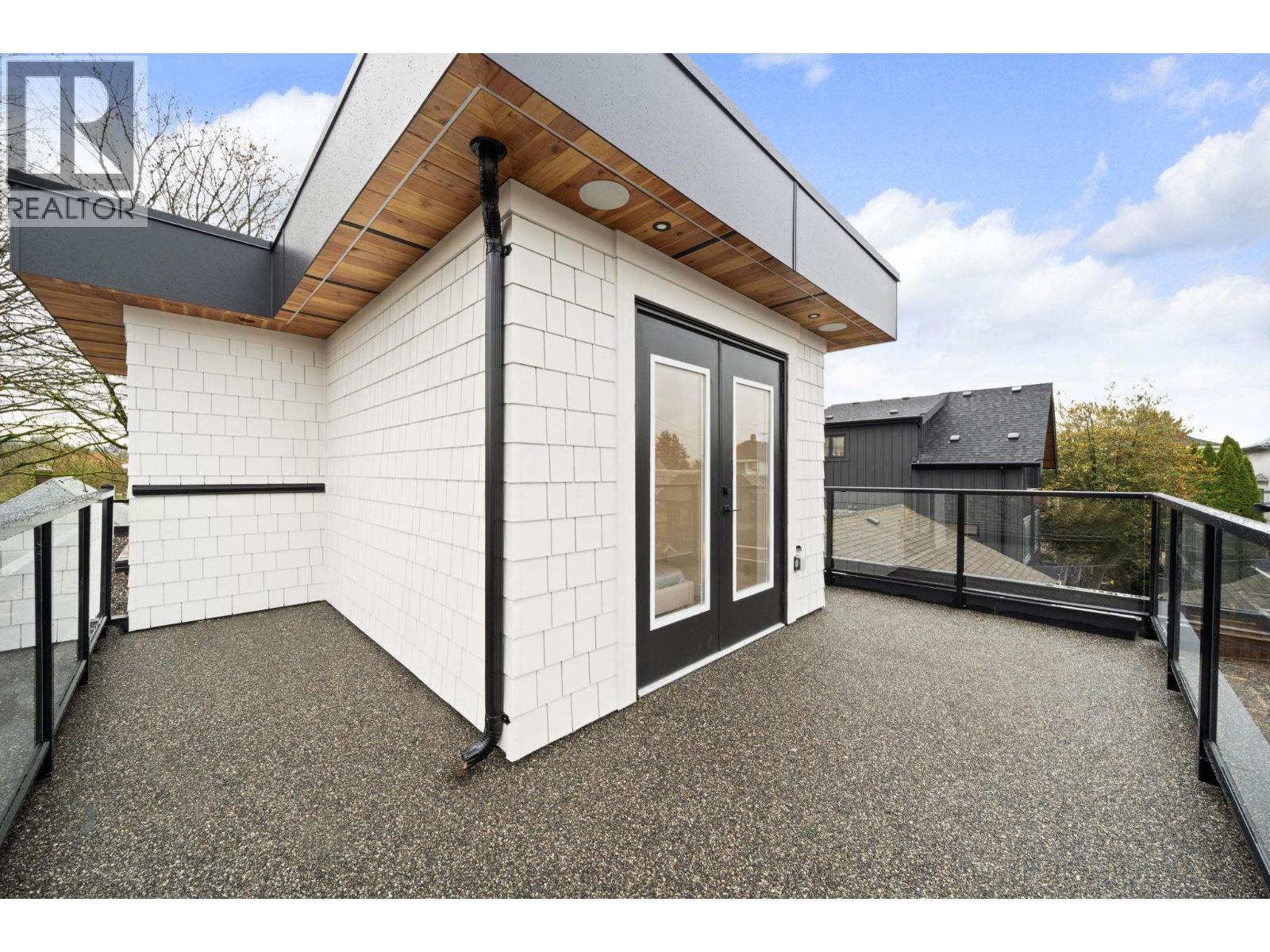 2 1967 E 13th Avenue, Vancouver, British Columbia  V5N 2C3 - Photo 29 - R3084815