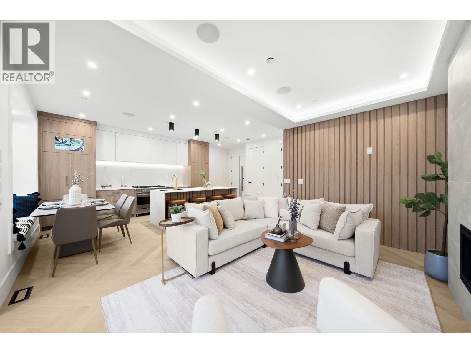 2 1967 E 13th Avenue, Vancouver, British Columbia  V5N 2C3 - Photo 7 - R3084815