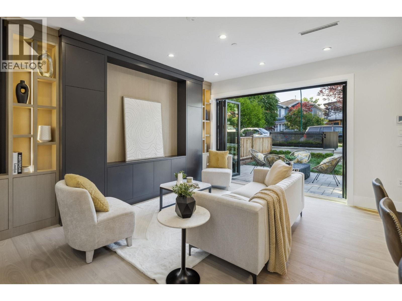 #1 2244 E 11th Avenue, Vancouver, British Columbia V5N 1Z6 - Photo 11 - R3084819