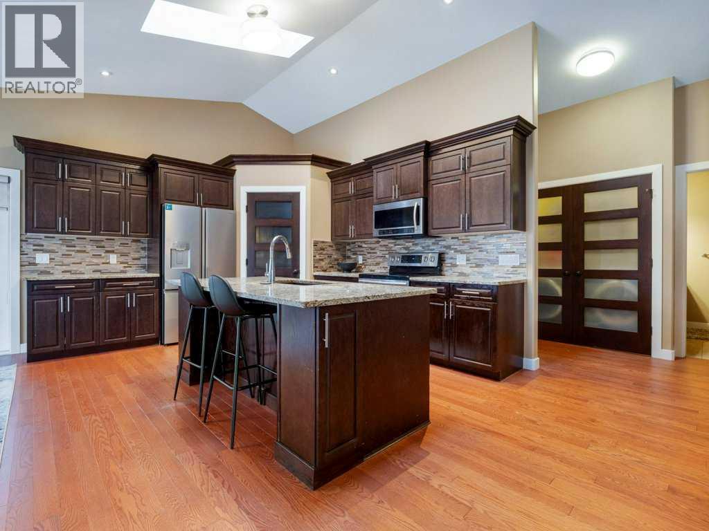 346 Sixmile Ridge S, Lethbridge, Alberta  T1K 5W8 - Photo 10 - A2276113