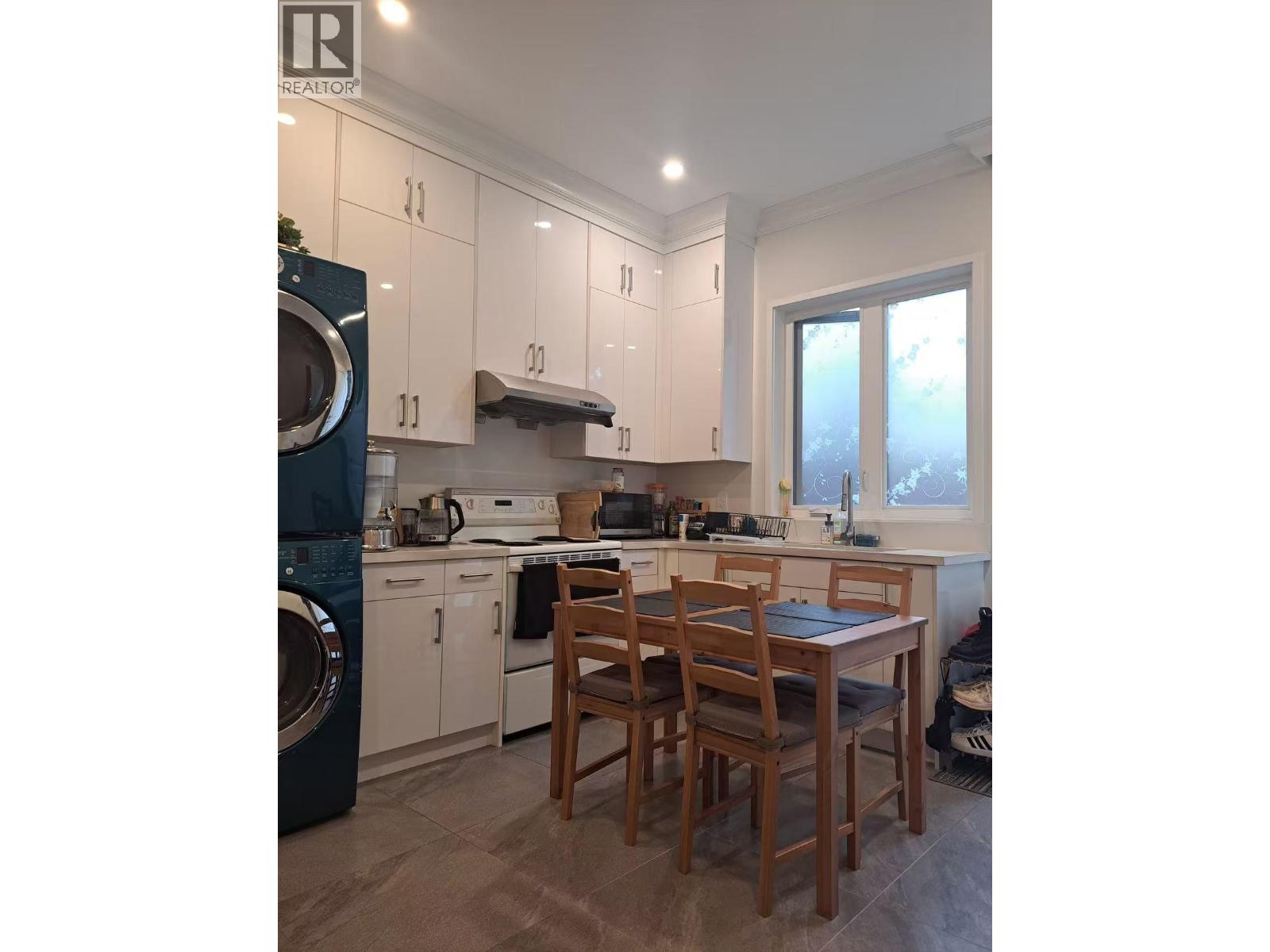 6380 Taseko Crescent, Richmond, British Columbia  V7C 2N5 - Photo 2 - R3081992