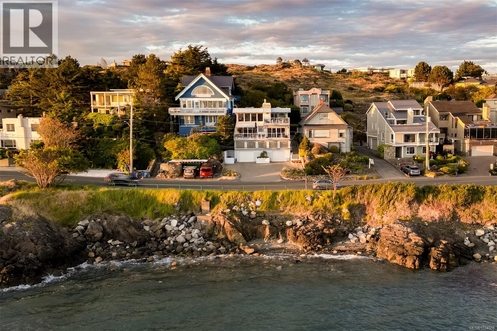 554 Beach Dr, Oak Bay, British Columbia