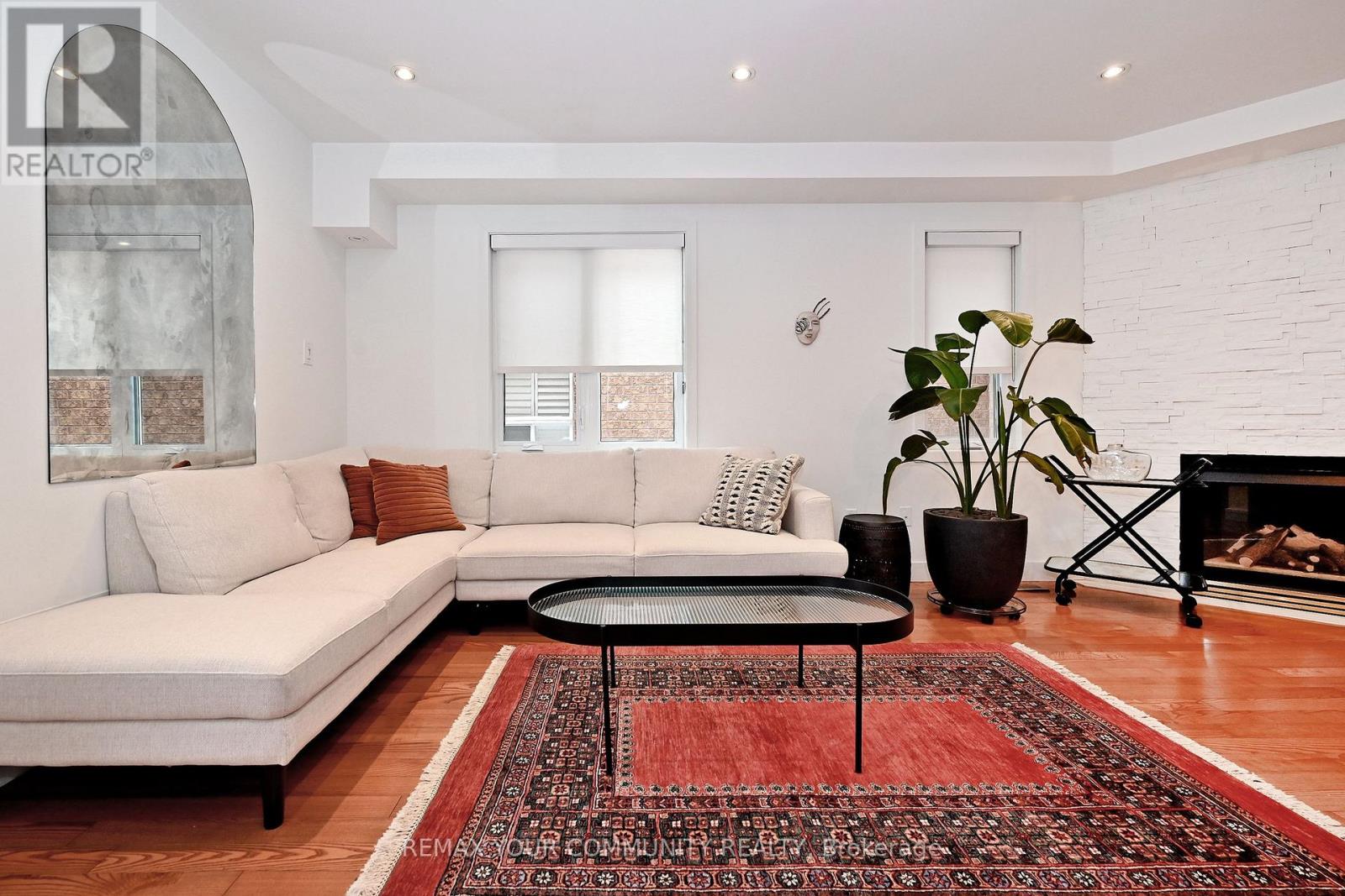 152 Vanguard Road W, Vaughan, Ontario  L4K 5G8 - Photo 10 - N12740310