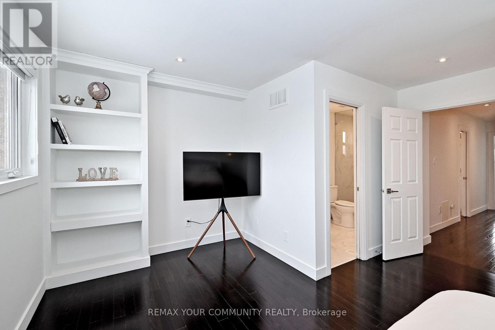 152 Vanguard Road W, Vaughan, Ontario  L4K 5G8 - Photo 31 - N12740310