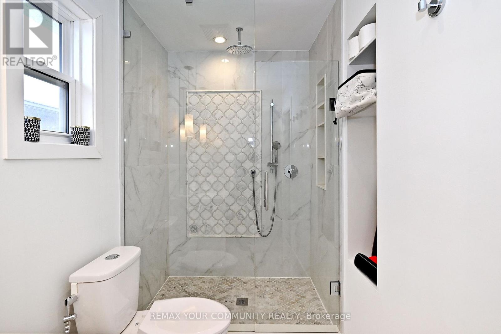 152 Vanguard Road W, Vaughan, Ontario  L4K 5G8 - Photo 33 - N12740310