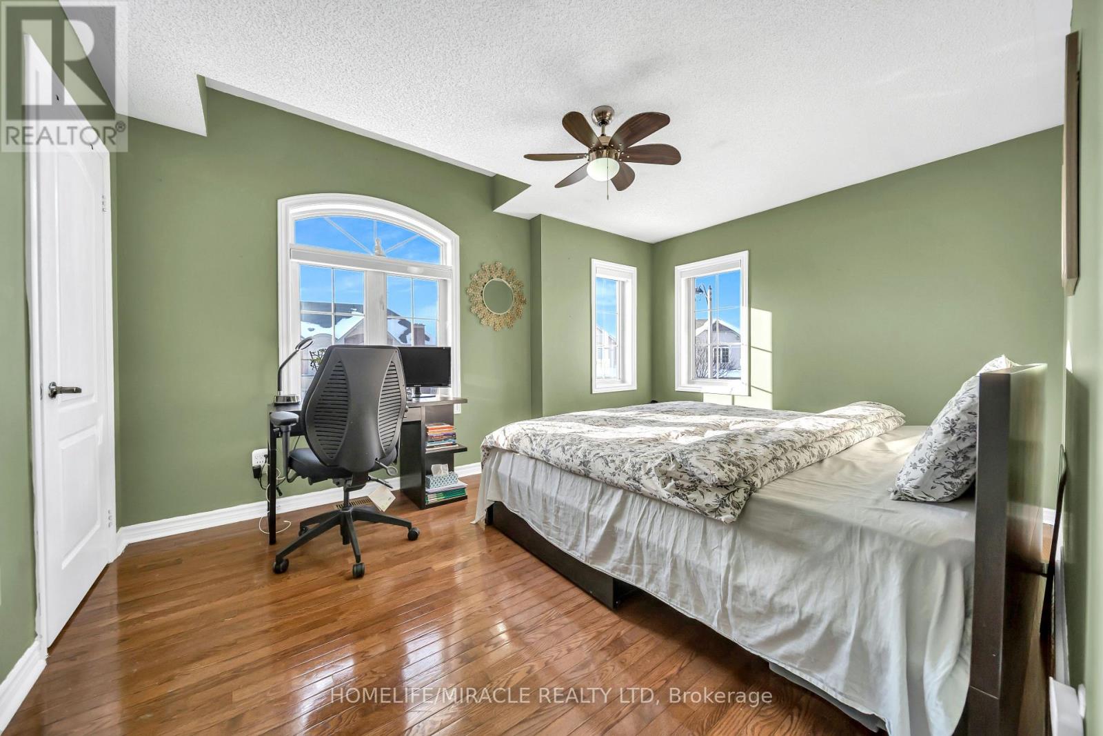 4 Templeton Court, Brampton, Ontario  L6P 3B2 - Photo 25 - W12741070