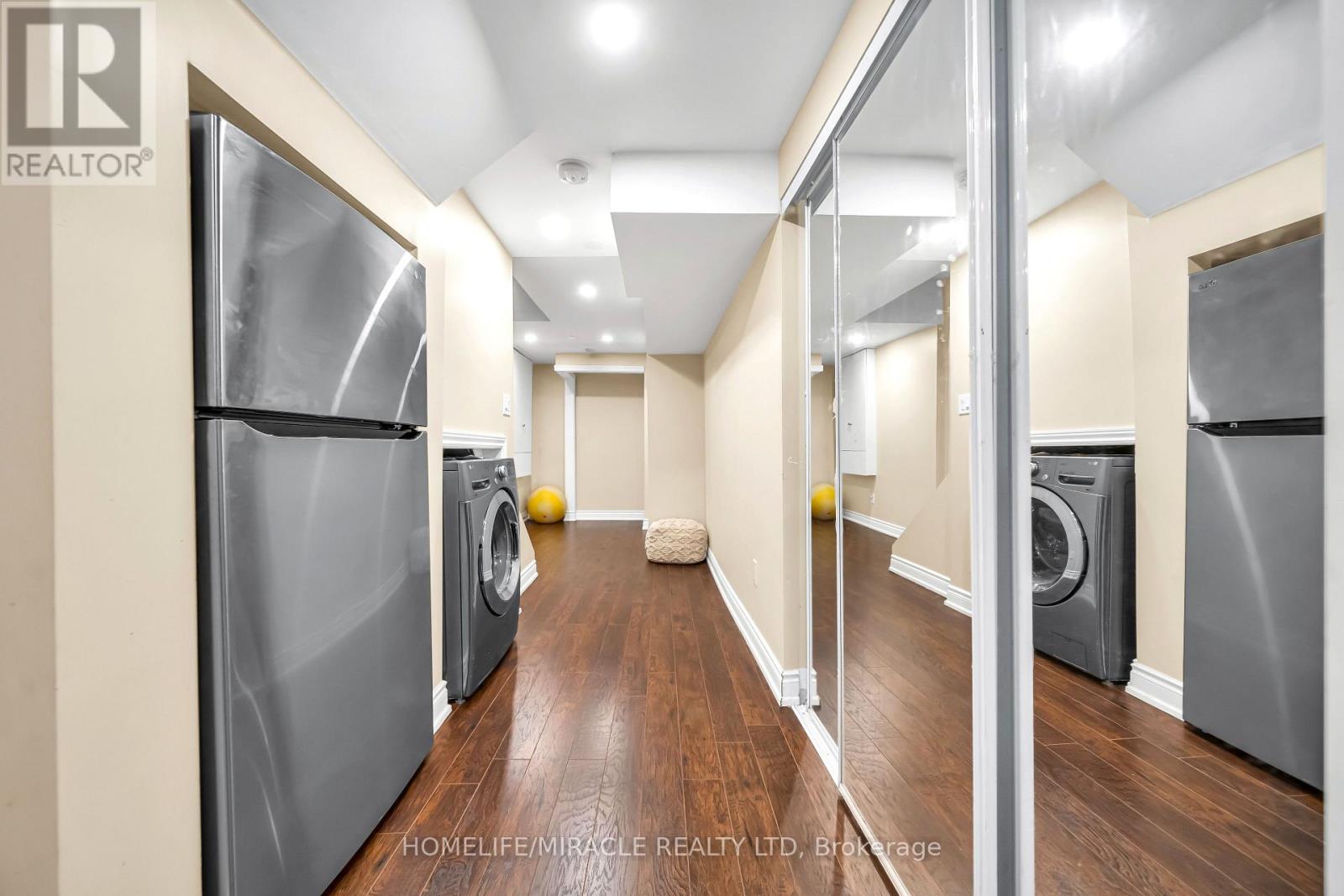 4 Templeton Court, Brampton, Ontario  L6P 3B2 - Photo 42 - W12741070