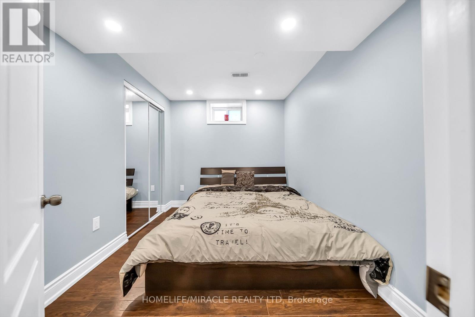 4 Templeton Court, Brampton, Ontario  L6P 3B2 - Photo 43 - W12741070