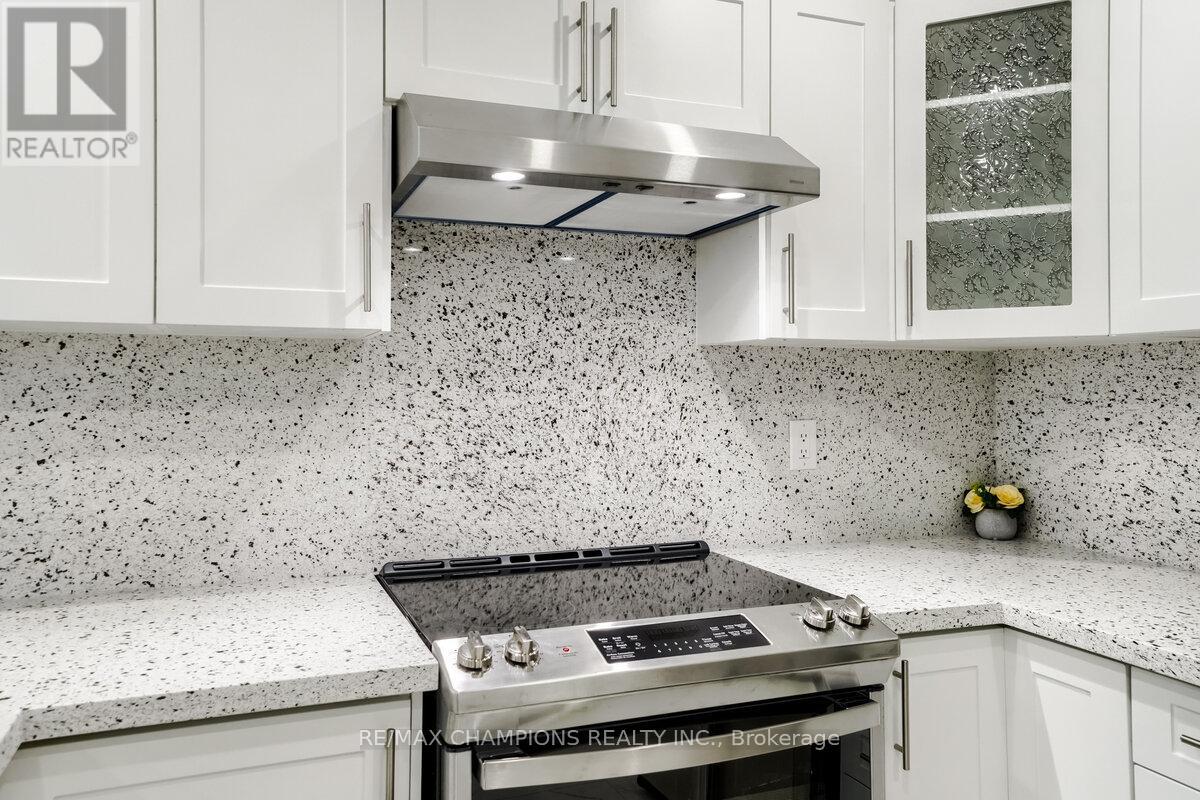 79 Larkspur Road, Brampton, Ontario  L6R 1X2 - Photo 15 - W12741078