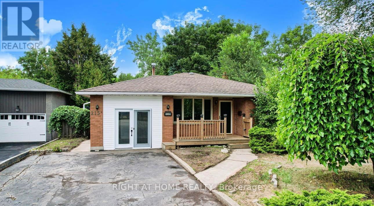 #UPPER UNIT - 215A PARIS RD. ROAD, Brantford, Ontario