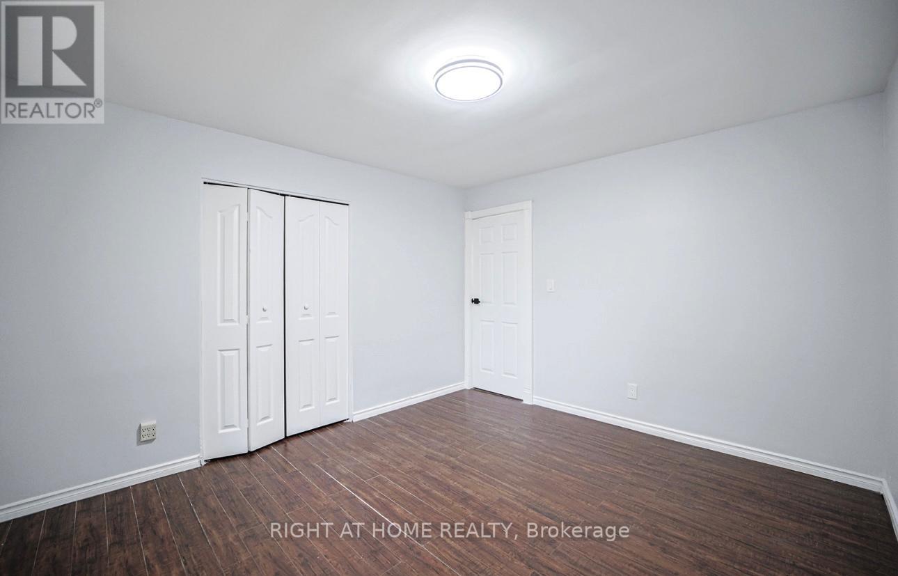 #upper Unit - 215a Paris Rd. Road, Brantford, Ontario  N3R 1J2 - Photo 12 - X12741080