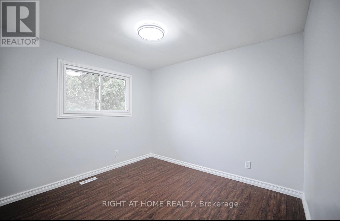 #upper Unit - 215a Paris Rd. Road, Brantford, Ontario  N3R 1J2 - Photo 14 - X12741080