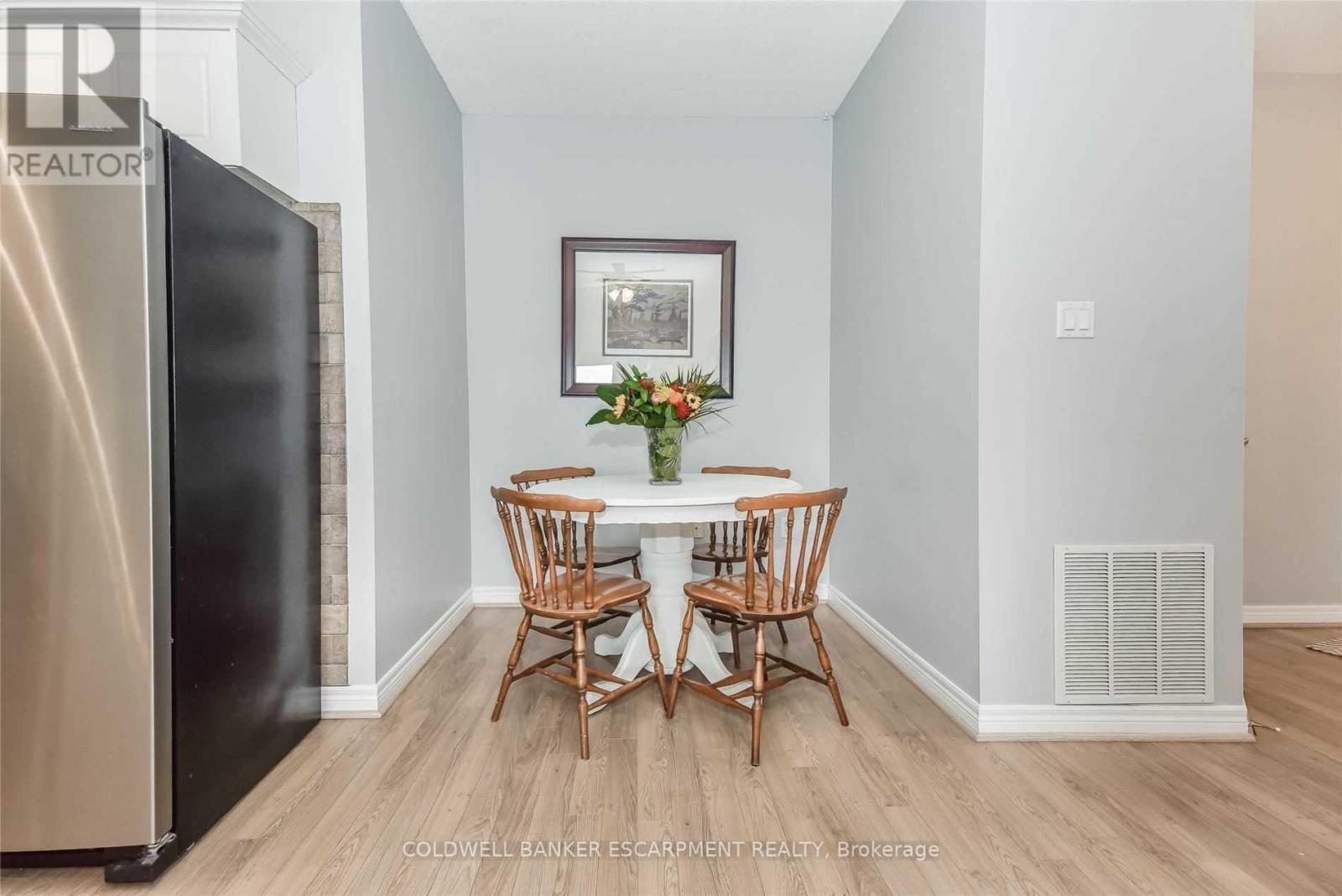 608 - 60 Wyndham Street S, Guelph, Ontario  N1E 7H7 - Photo 15 - X12737804