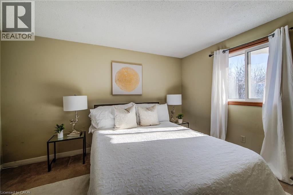 8 Laurelwood Court, Guelph, Ontario  N1G 4E8 - Photo 26 - 40801707