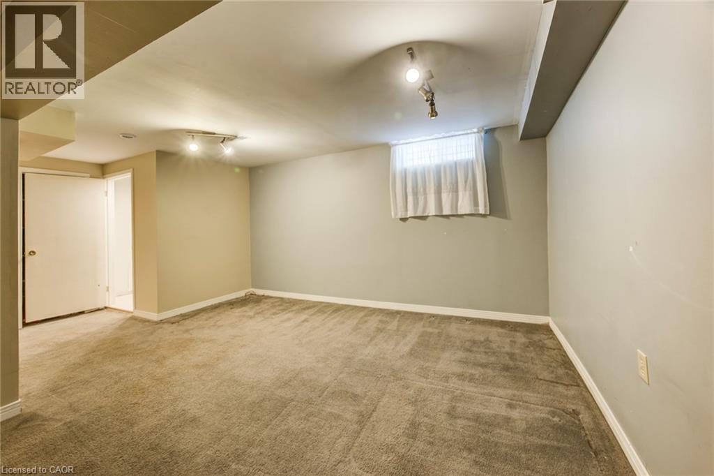 8 Laurelwood Court, Guelph, Ontario  N1G 4E8 - Photo 38 - 40801707