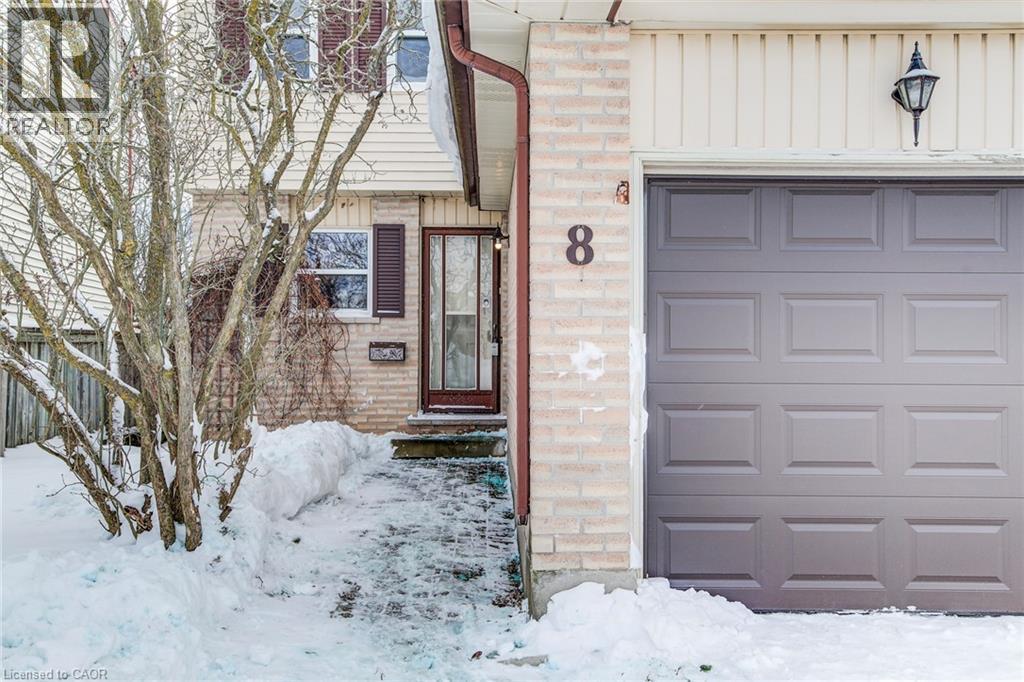 8 Laurelwood Court, Guelph, Ontario  N1G 4E8 - Photo 4 - 40801707