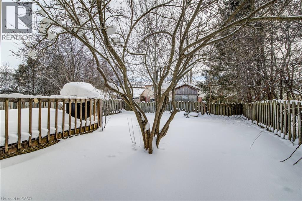 8 Laurelwood Court, Guelph, Ontario  N1G 4E8 - Photo 41 - 40801707