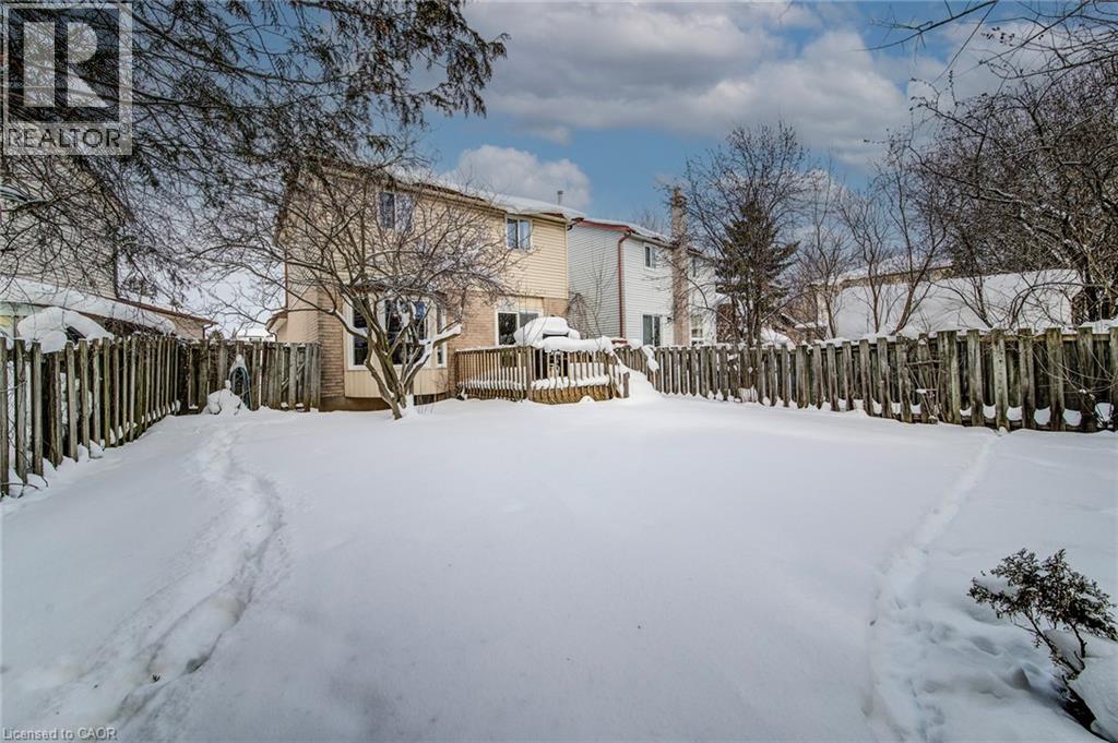 8 Laurelwood Court, Guelph, Ontario  N1G 4E8 - Photo 43 - 40801707