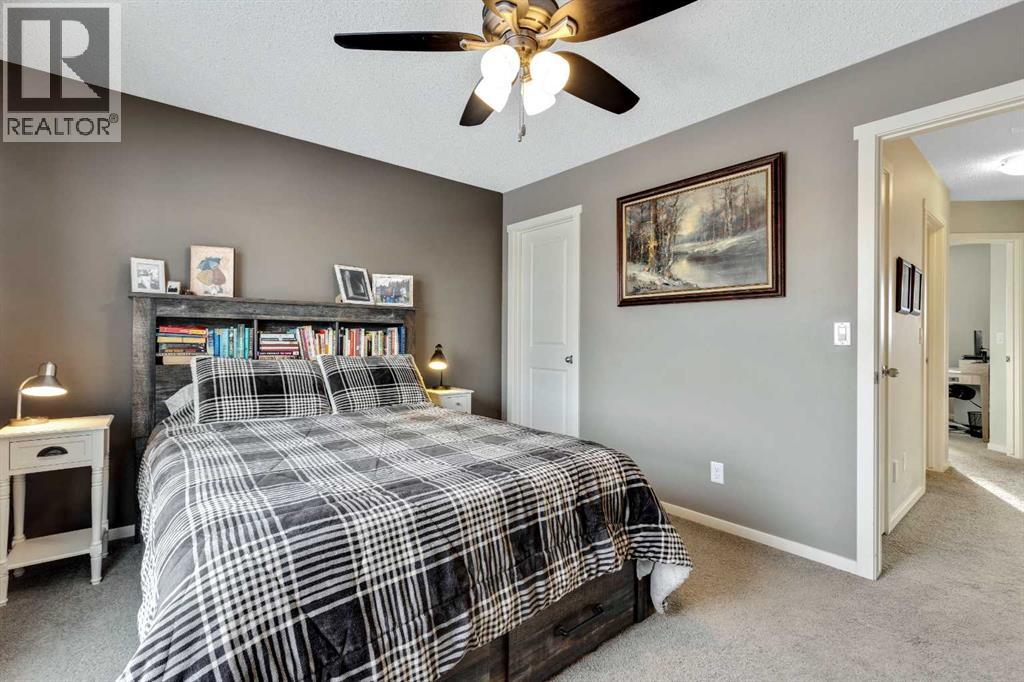 92 Sunvalley Road, Cochrane, Alberta  T4C 0X8 - Photo 14 - A2281365