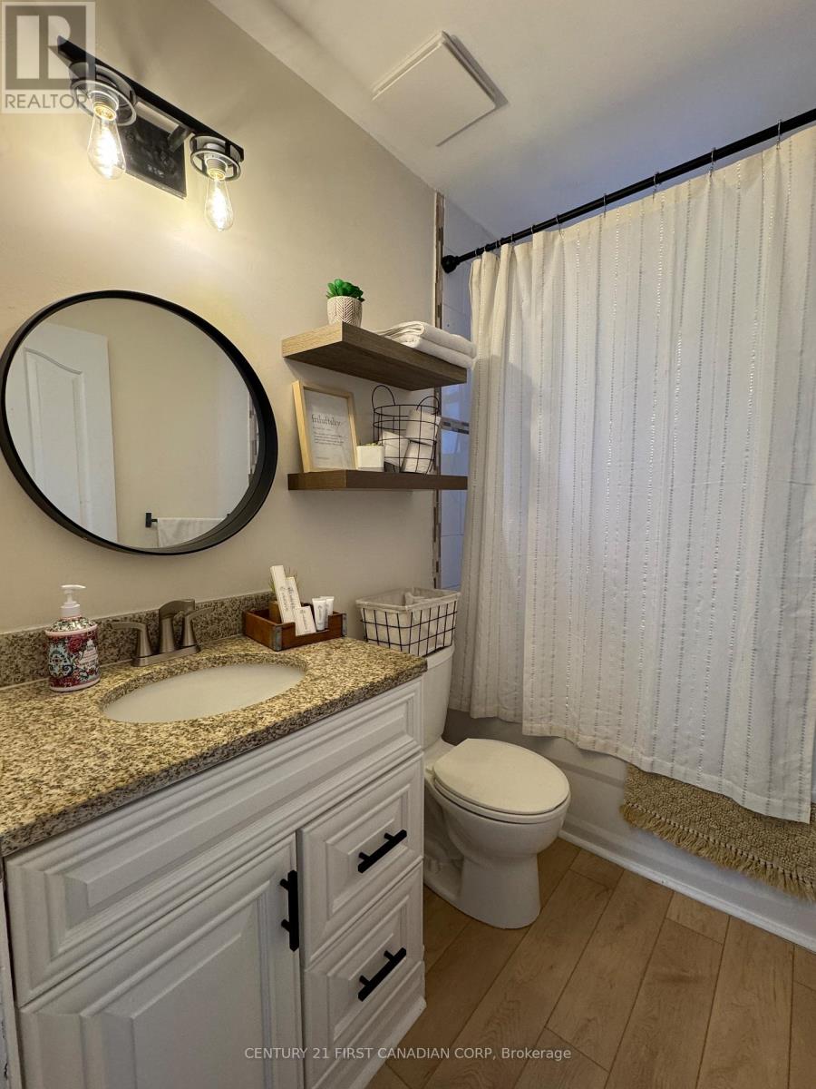 2 - 740 Lorne Avenue, London East, Ontario  N5W 3K6 - Photo 3 - X12741108