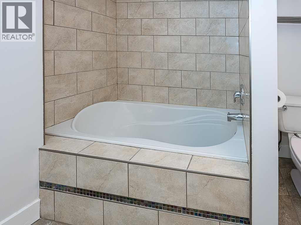 303, 410 1 Avenue Ne, Calgary, Alberta  T2E 0B4 - Photo 20 - A2244929