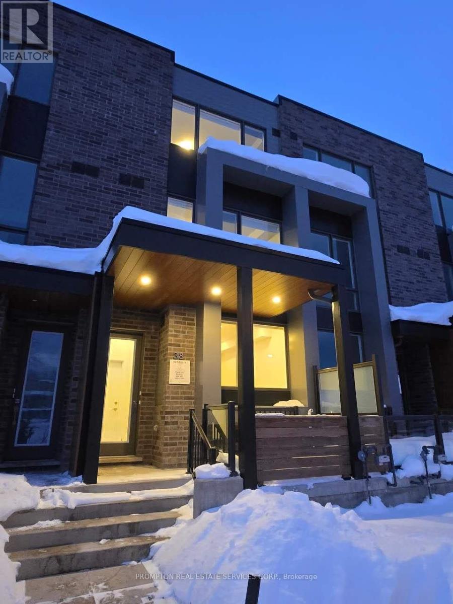 38 Green Gardens Boulevard, Toronto, Ontario  M6A 0E6 - Photo 2 - C12741106