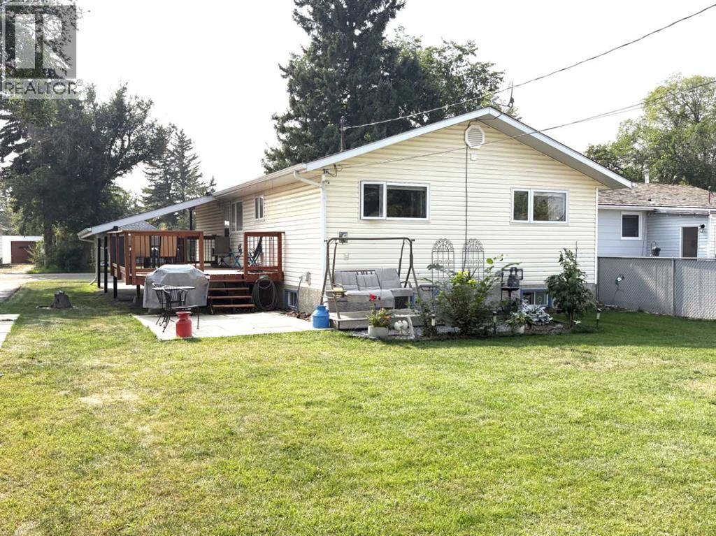 5007 46 Avenue, Forestburg, Alberta  T0B 1N0 - Photo 5 - A2254450