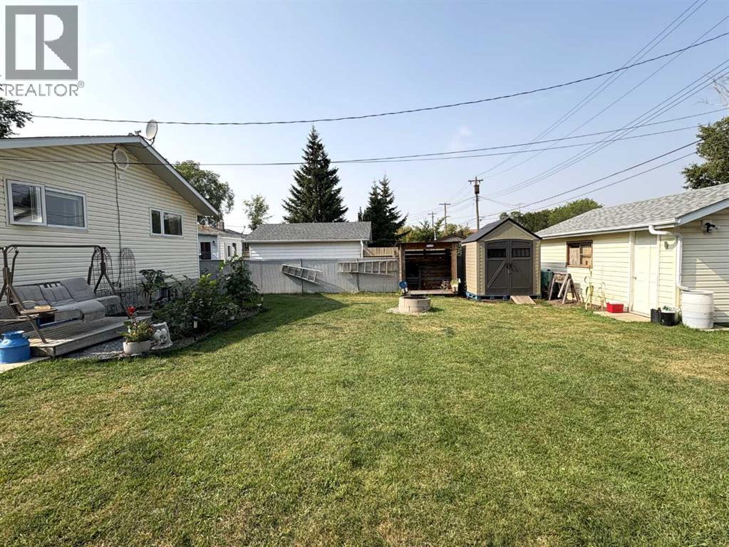 5007 46 Avenue, Forestburg, Alberta  T0B 1N0 - Photo 7 - A2254450