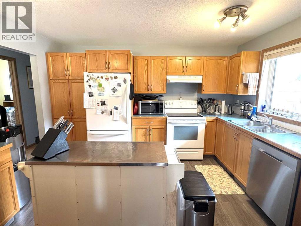 5007 46 Avenue, Forestburg, Alberta  T0B 1N0 - Photo 15 - A2254450