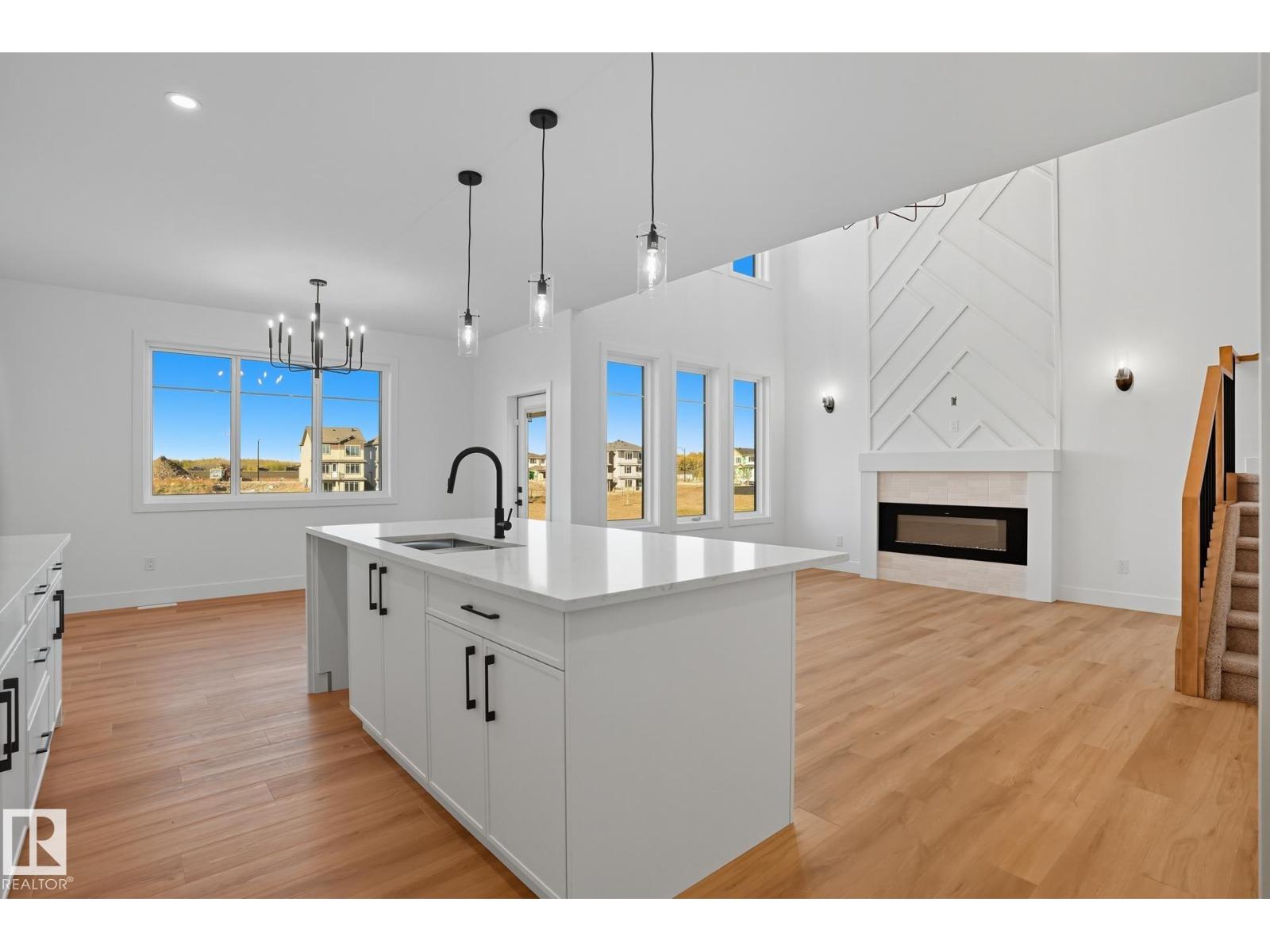 8608 181 Av Nw, Edmonton, Alberta  T5Z 0X1 - Photo 7 - E4471549