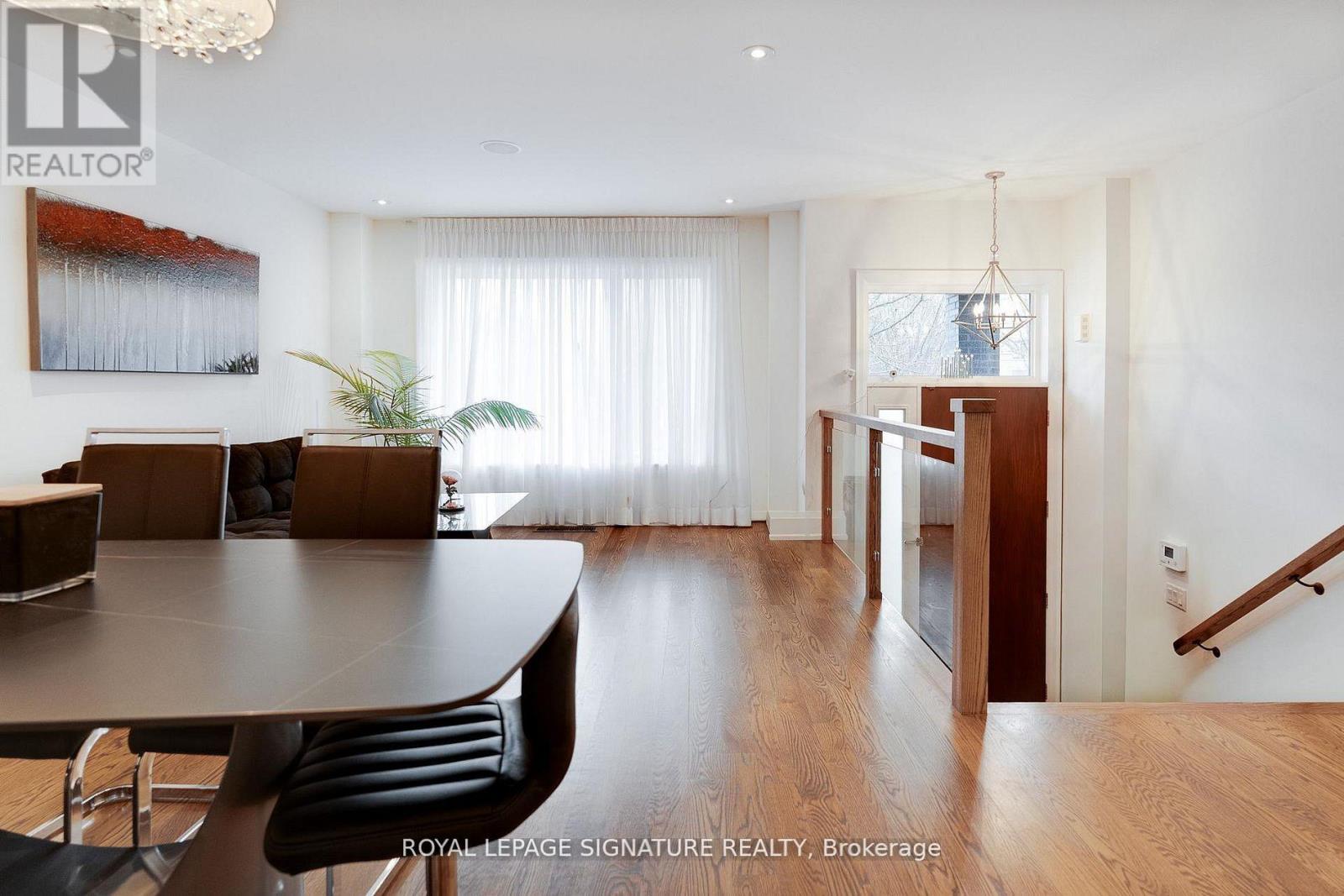 119b Hillside Avenue, Toronto, Ontario  M8V 1T3 - Photo 5 - W12740934