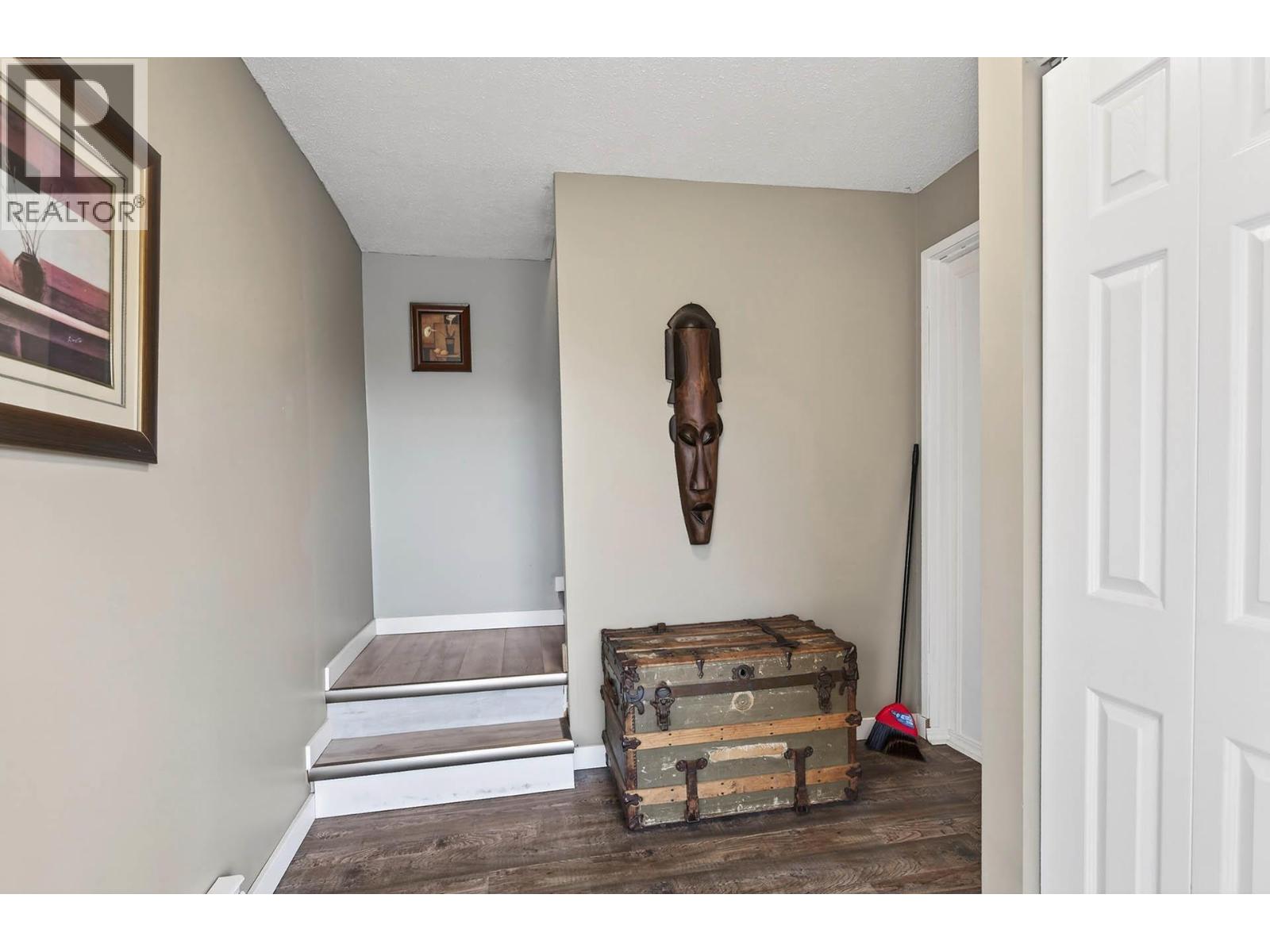 543 Desmond Street, Kamloops, British Columbia  V2B 5J9 - Photo 7 - 10374055