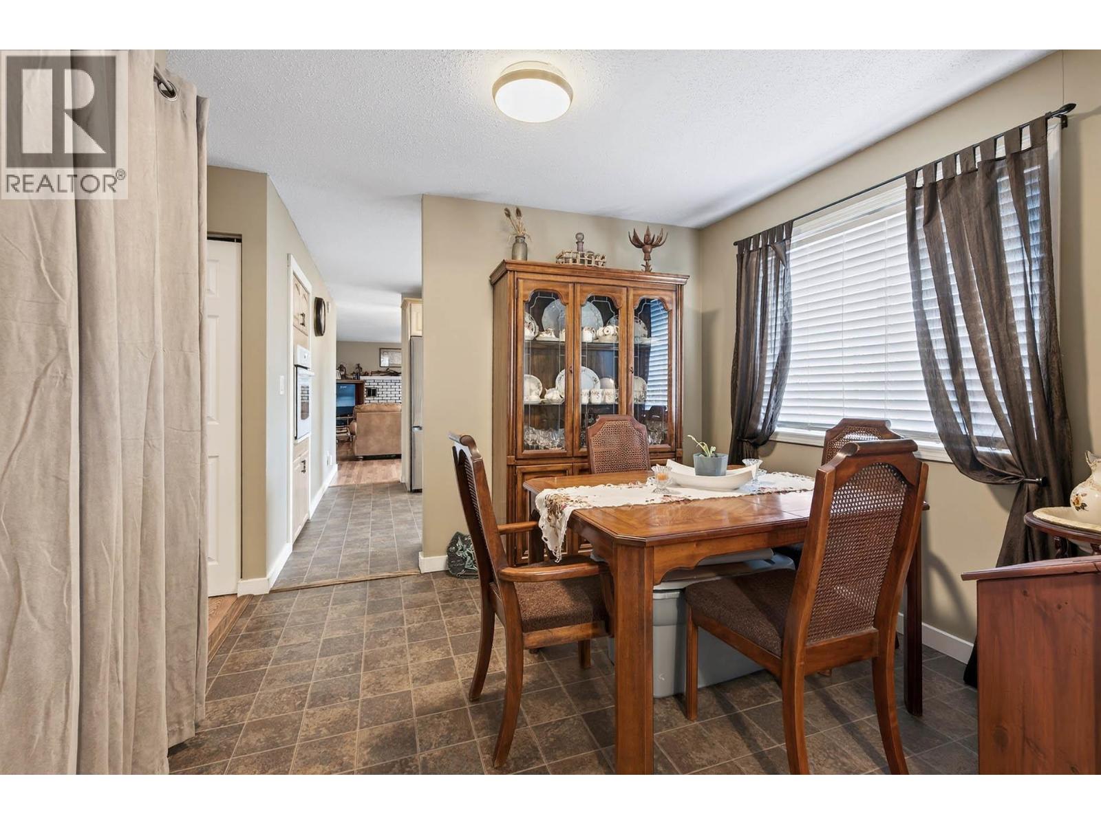 543 Desmond Street, Kamloops, British Columbia  V2B 5J9 - Photo 13 - 10374055