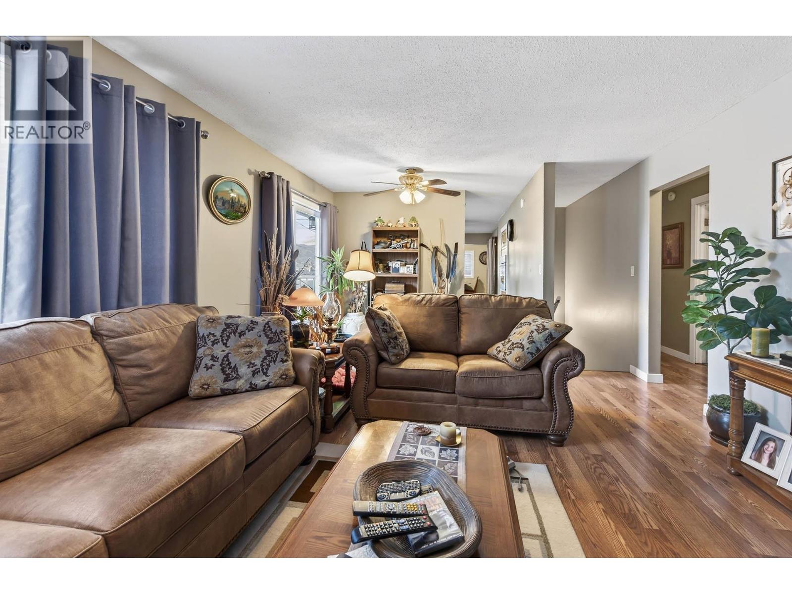 543 Desmond Street, Kamloops, British Columbia  V2B 5J9 - Photo 9 - 10374055