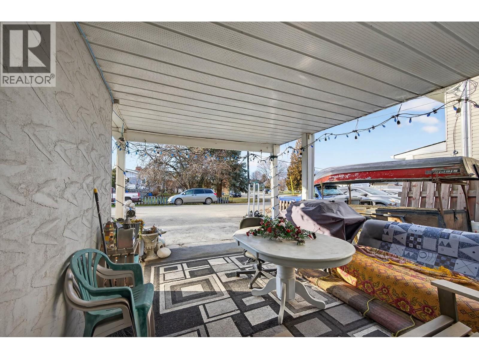 543 Desmond Street, Kamloops, British Columbia  V2B 5J9 - Photo 28 - 10374055