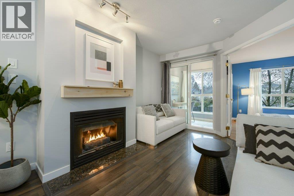 313 760 Kingsway Way, Vancouver, British Columbia  V5V 3C1 - Photo 1 - R3084822