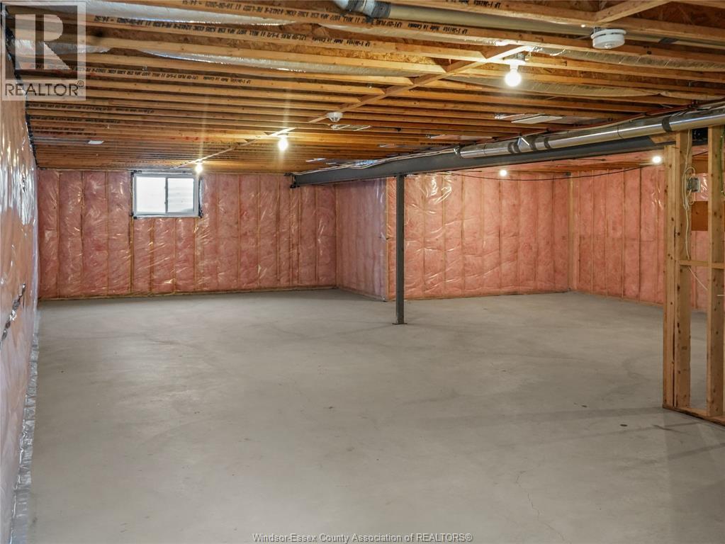 218 Mclellan Avenue, Amherstburg, Ontario  N9V 0H1 - Photo 14 - 26002178