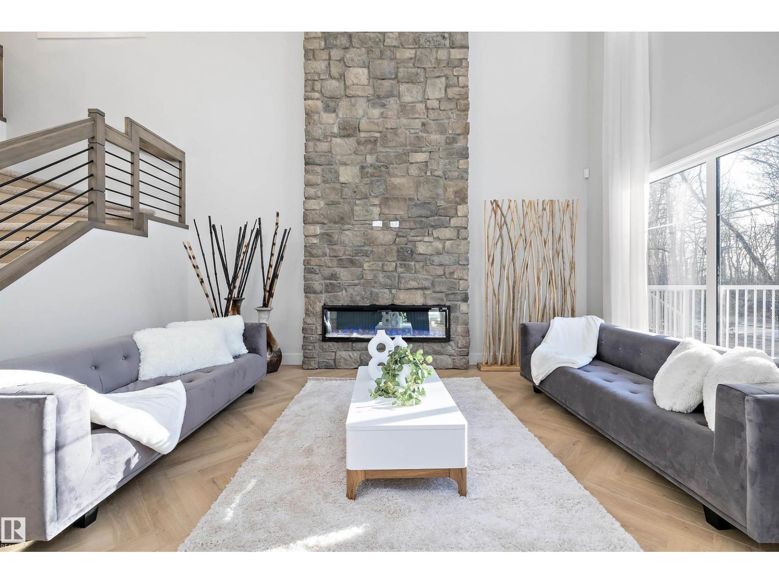 236 Kinglet Bv Nw Nw, Edmonton, Alberta  T5S 0W4 - Photo 3 - E4471552