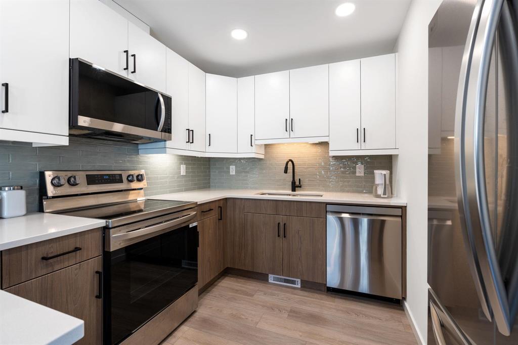 608 50 Morning Star Lane, Winnipeg, Manitoba  R3K 0V8 - Photo 5 - 202601753