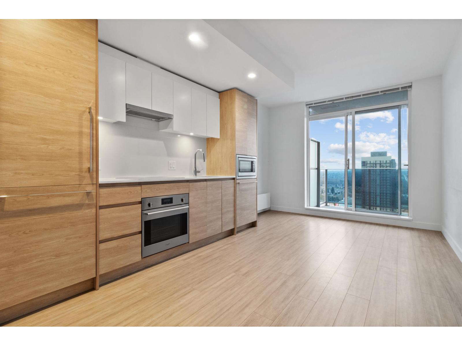 3412 13615 Fraser Highway, Surrey, British Columbia  V3T 0P7 - Photo 4 - R3083916