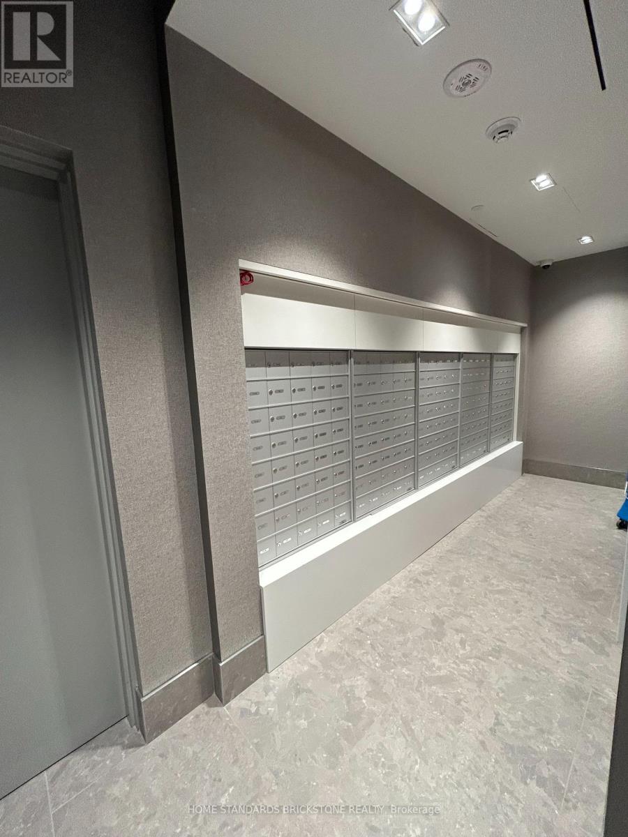 405 - 1720 Bayview Avenue, Toronto, Ontario  M4G 3C4 - Photo 35 - C12740690