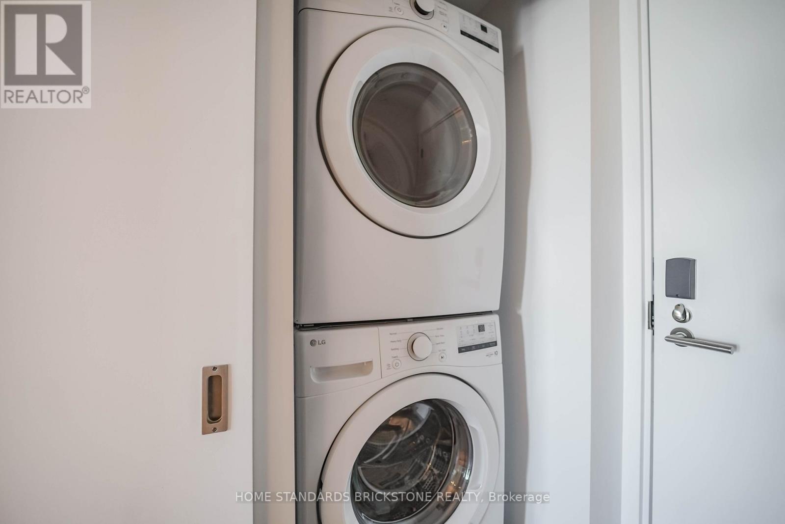 405 - 1720 Bayview Avenue, Toronto, Ontario  M4G 3C4 - Photo 30 - C12740690