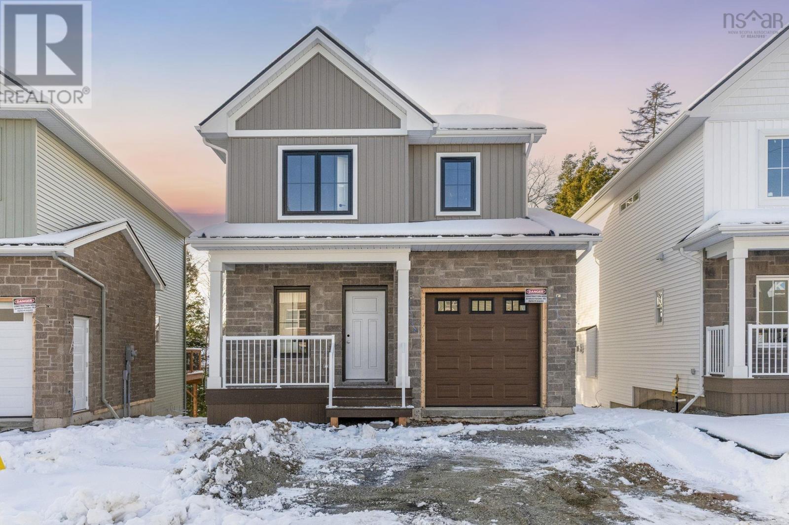 PC-42 29 Pearlgarden Close, Dartmouth, Nova Scotia