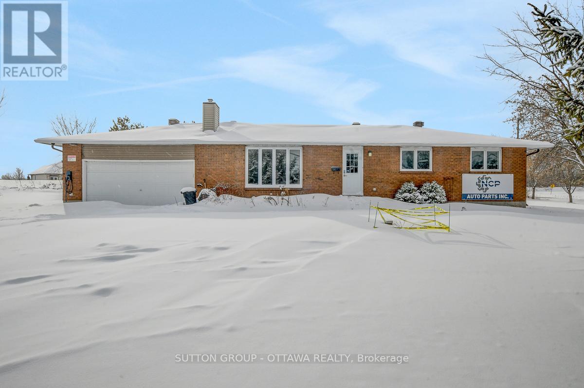 2991 Carp Road, Ottawa, Ontario  K0A 1L0 - Photo 2 - X12741162