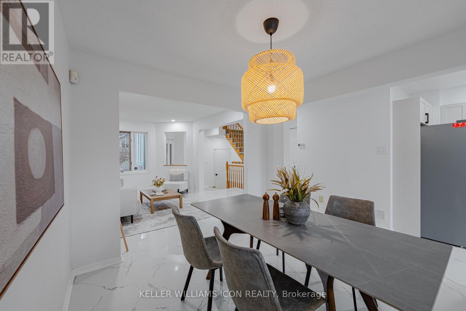 32 Ashpark Crescent, Ottawa, Ontario  K1T 3N8 - Photo 9 - X12741164