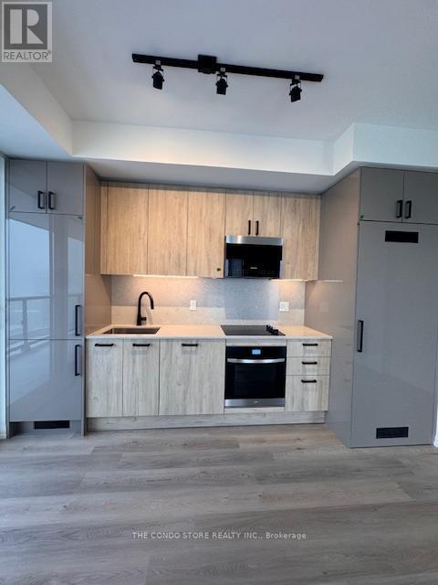 3003 - 280 Dundas Street W, Toronto, Ontario  M5V 1G2 - Photo 2 - C12741146